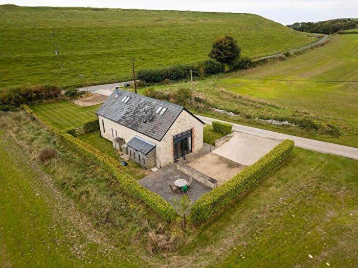 2 Bedroom Detached House To Rent In Friar Waddon Road, Weymouth, DT3