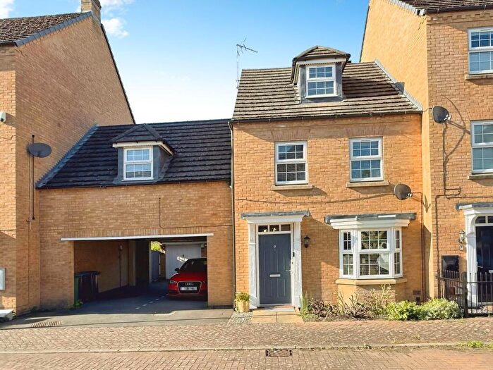 4 Bedroom Semi-Detached House For Sale In Lady Jane Walk, Scraptoft, LE7