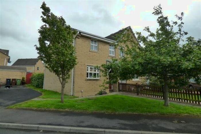 2 Bedroom Property To Rent In Grindlestone Hirst, Colne BB8