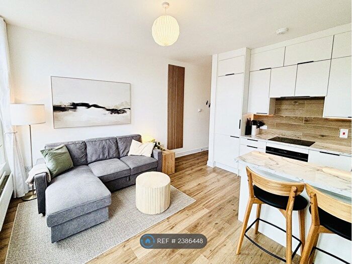 1 Bedroom Flat To Rent In Hackney Road, London, E2