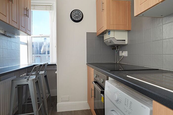 1 Bedroom Flat To Rent In Fonthill Road, Hove, BN3