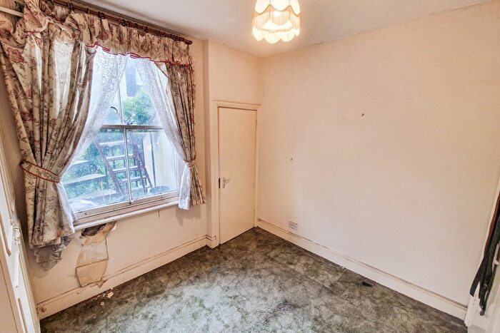 1 Bedroom Flat For Sale In Lansdowne Street, Hove, BN3