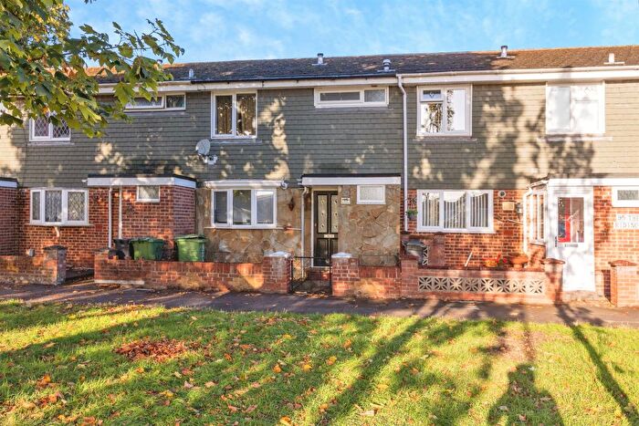 3 Bedroom Terraced House For Sale In The Ridings, Portsmouth, PO2