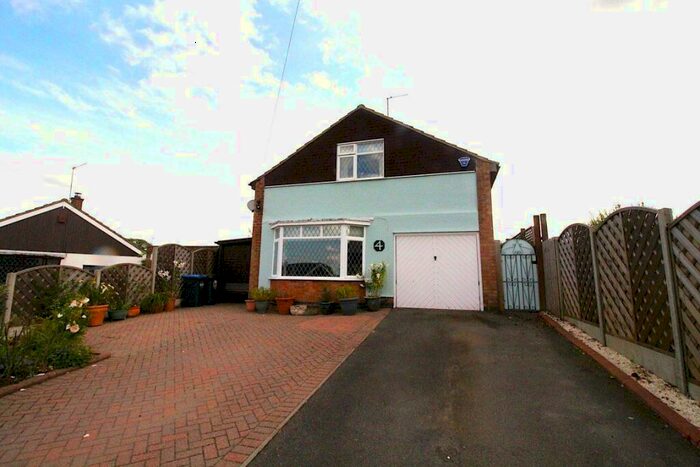 2 Bedroom Detached House To Rent In Harrison Close, CV21