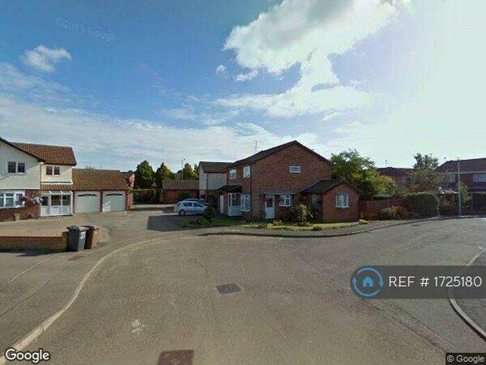 Studio To Rent In Arbour Close, Luton, LU3