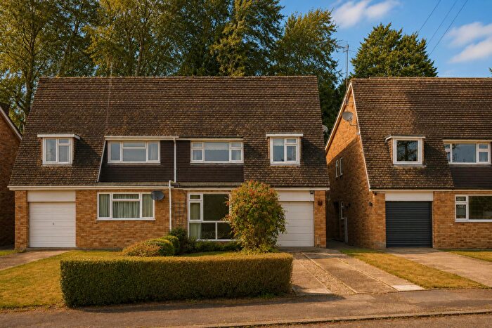 4 Bedroom Semi-Detached House For Sale In Frome Gardens, Ebley, Stroud, GL5