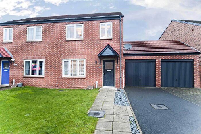 3 Bedroom Semi Detached House For Sale In Jasmine Close, Hartlepool, TS26