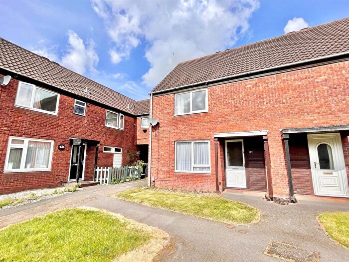 2 Bedroom Terraced House To Rent In Edgeworth Close, Redditch, B98