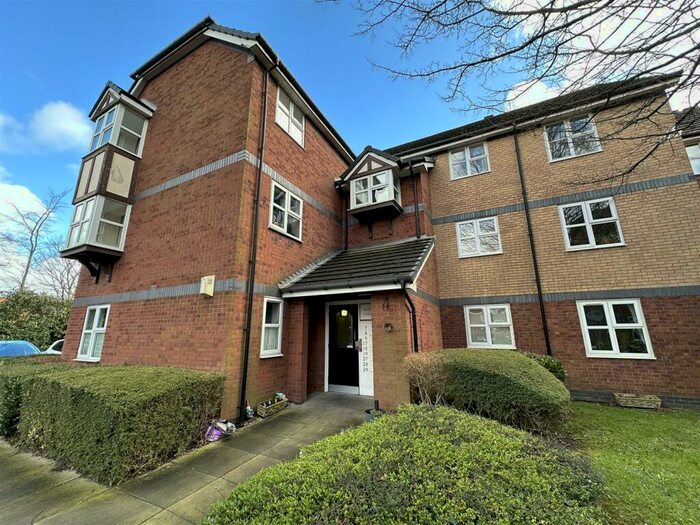 2 Bedroom Apartment To Rent In Riddell Court, Sheader Drive, Salford, M5