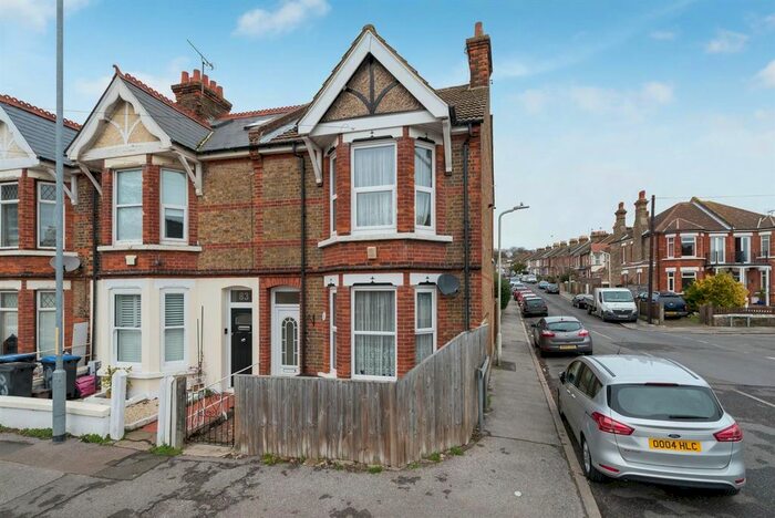 3 Bedroom Semi-Detached House To Rent In St. Lukes Avenue, Ramsgate, CT11