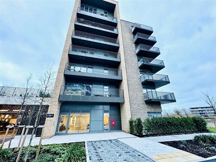 2 Bedroom Flat For Sale In Flagstaff Road, Reading, RG2
