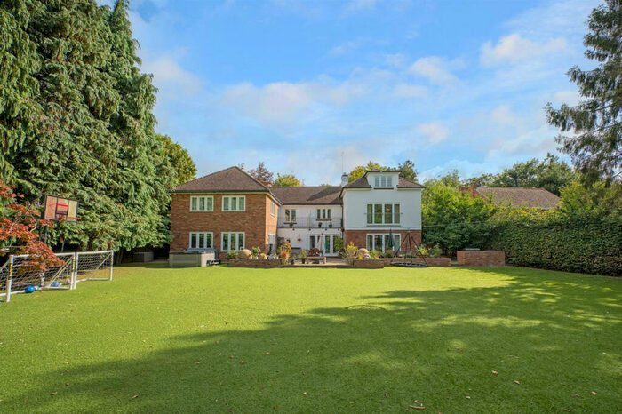 7 Bedroom Detached House For Sale In Vyse Road, Northampton, Northamptonshire, NN2