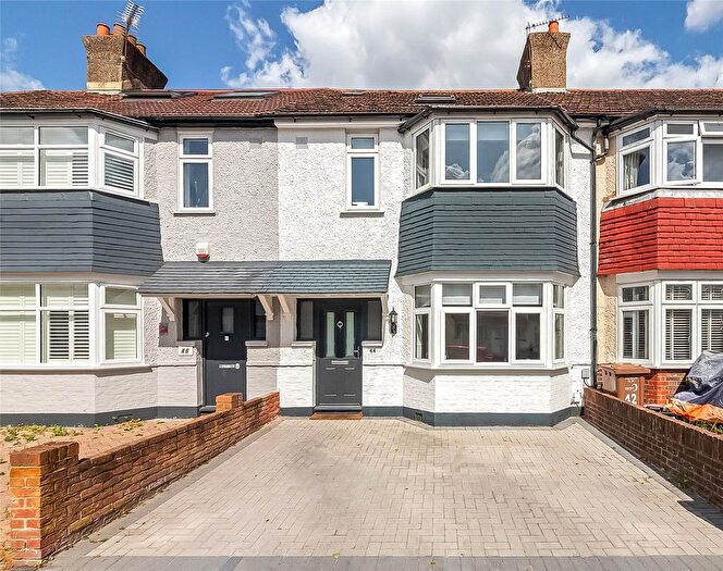 4 Bedroom Terraced House For Sale In Phyllis Avenue, New Malden, KT3