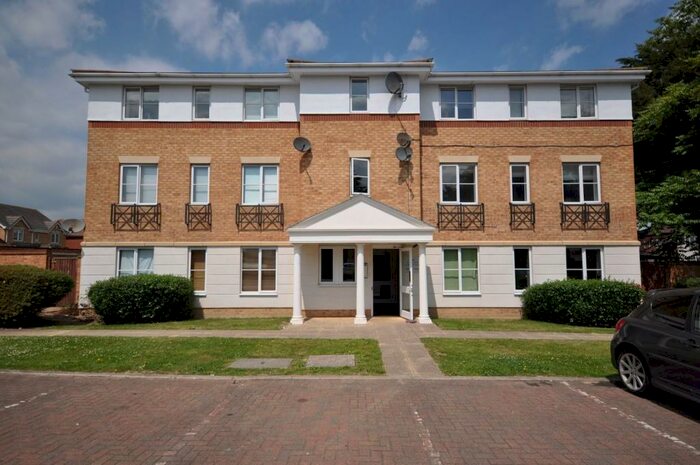 1 Bedroom Flat To Rent In Bancroft Chase Hornchurch Essex, RM12