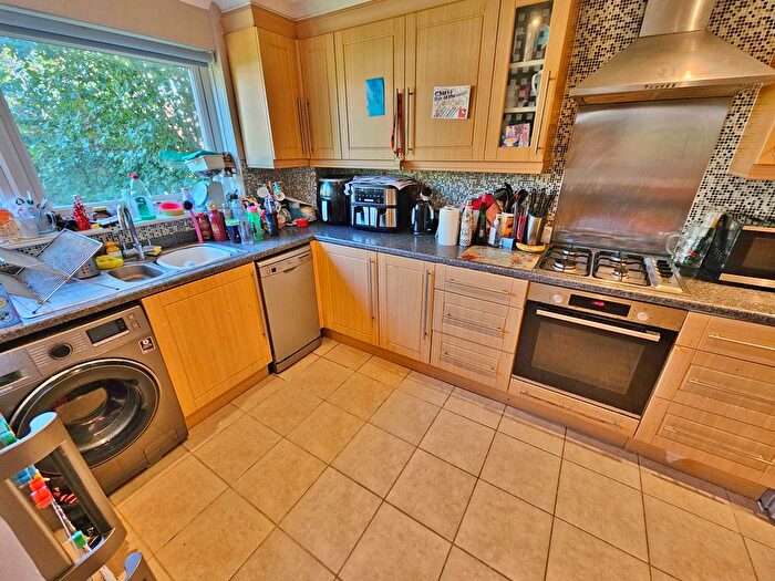 3 Bedroom End Terrace House For Sale In Coniston Walk, Fareham, PO14