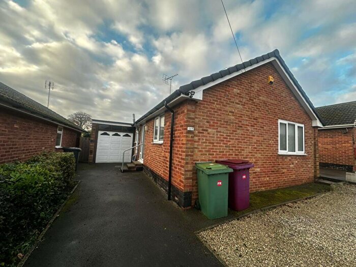 2 Bedroom Bungalow To Rent In Station New Road, Old Tupton, Chesterfield, S42