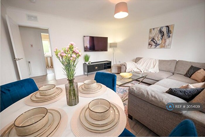 2 Bedroom Flat To Rent In Brankholm Brae, Hamilton, ML3