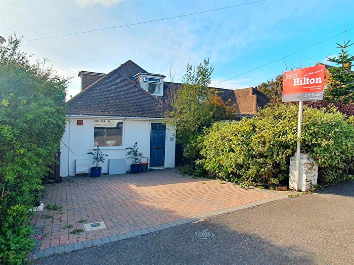 4 Bedroom Semi-Detached House For Sale In Crescent Drive North, Woodingdean, BN2