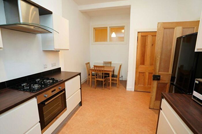 1 Bedroom Flat To Rent In Harden Place, Polwarth, Edinburgh, EH11