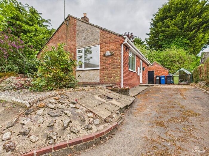 2 Bedroom Bungalow For Sale In Chapel Street, North Kelsey, LN7
