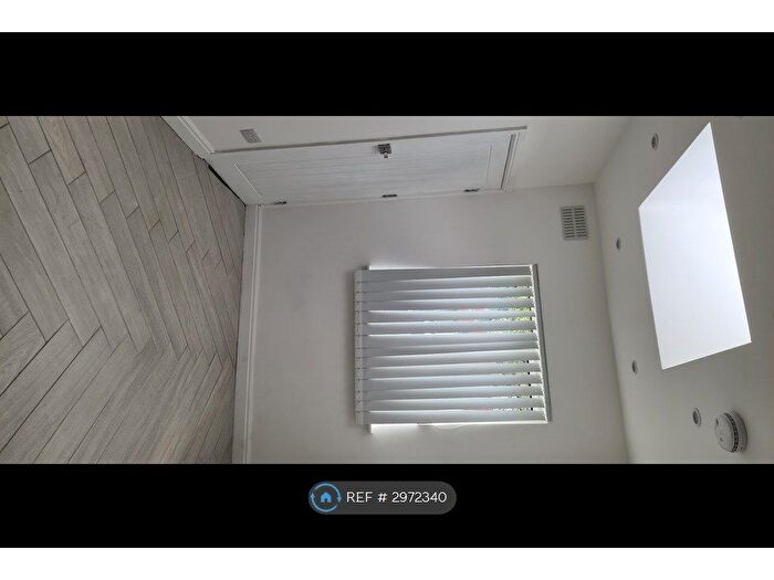 Studio To Rent In Friars Way, London, W3
