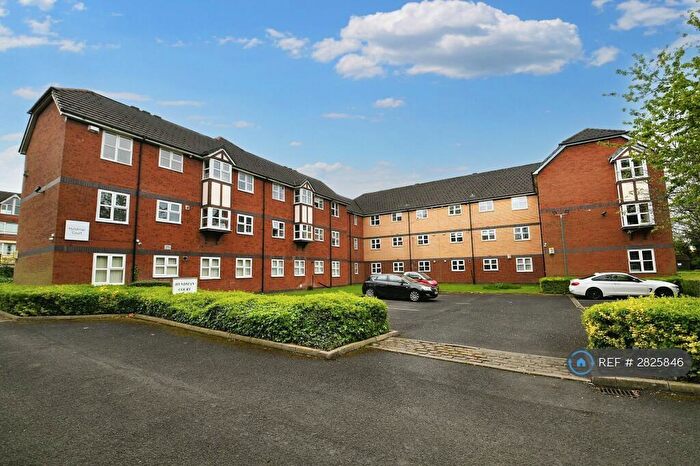 2 Bedroom Flat To Rent In Hyndman Court, Salford, M5