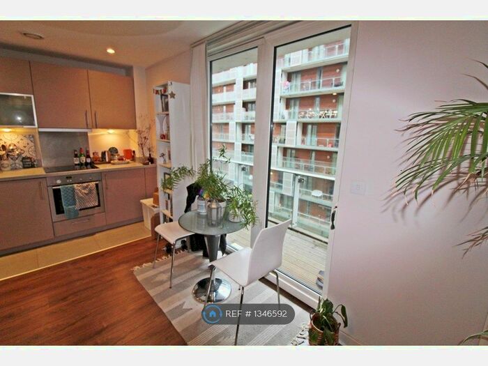 1 Bedroom Flat To Rent In Blackfriars Road, Salford, M3