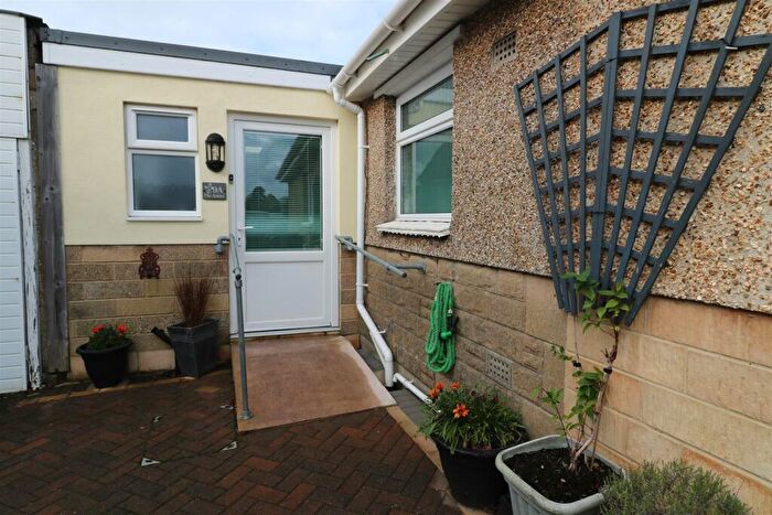 1 Bedroom Detached Bungalow To Rent In Coniston Road, Trowbridge, BA14