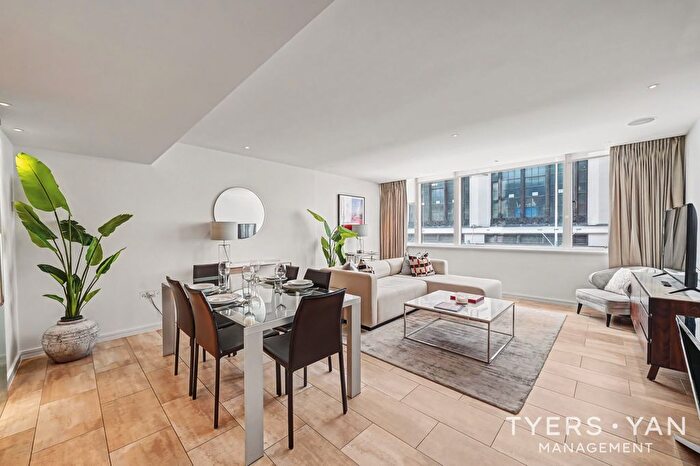 2 Bedroom Flat To Rent In Imperial House, - Young Street, London, W8