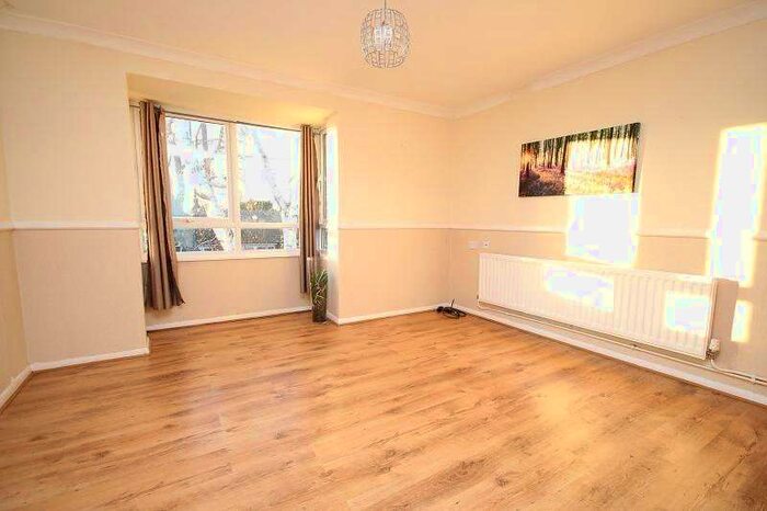 1 Bedroom Apartment To Rent In Widgeons, Pitsea, Basildon, SS13