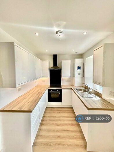 2 Bedroom Maisonette To Rent In Camphill Road, Broughty Ferry, Dundee, DD5