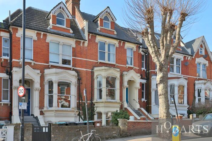 1 Bedroom Maisonette To Rent In Ferme Park Road, Stroud Green, London, N4