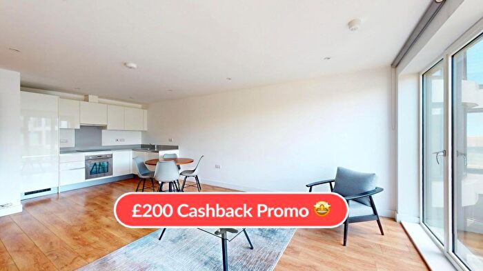 2 Bedroom Flat To Rent In Headstone Road, Harrow, HA1