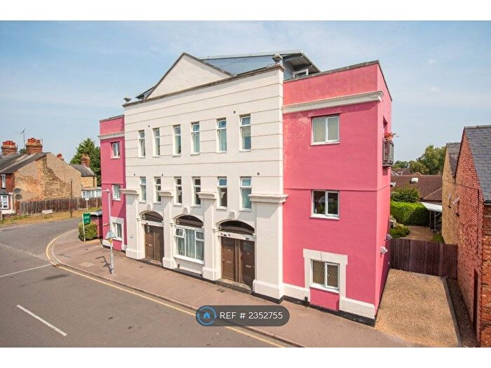 2 Bedroom Flat To Rent In Ickleford Road, Hitchin, SG5