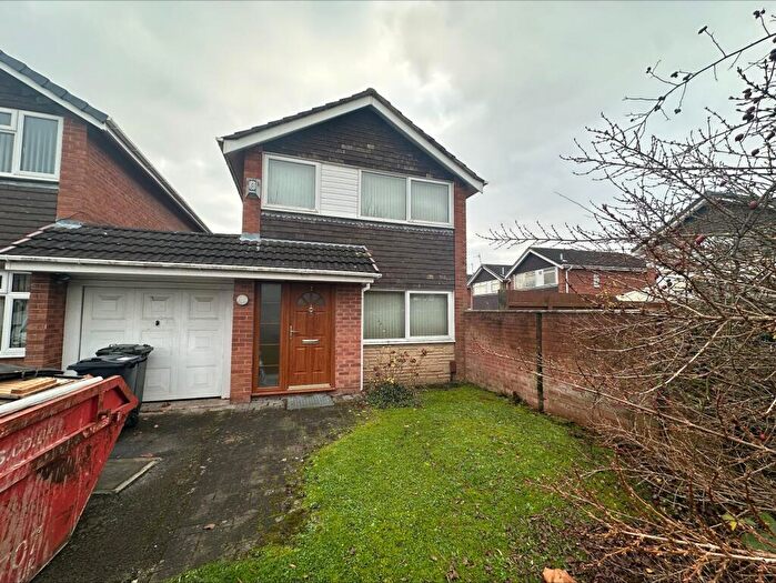 3 Bedroom Link Detached House For Sale In Torridon Grove, Great Sutton, Ellesmere Port, CH66