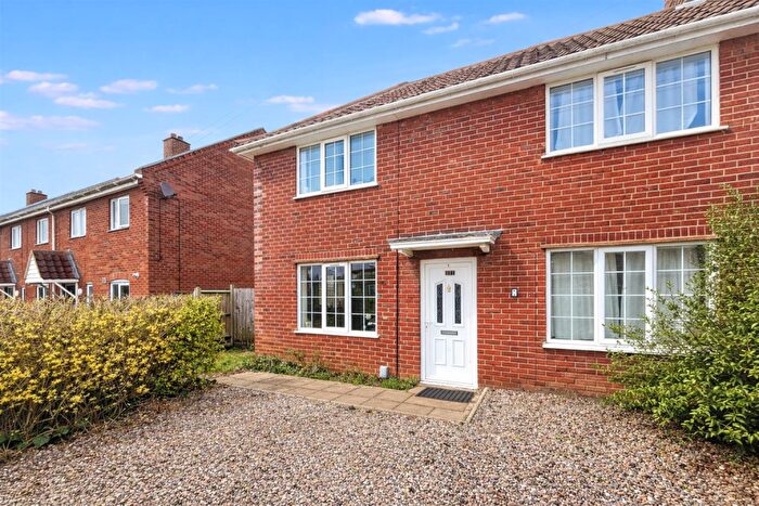 5 Bedroom Semi-Detached House For Sale In Norwich, NR2