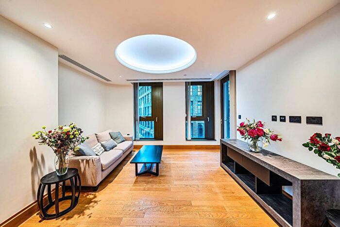 2 Bedroom Flat For Sale In Cleland House, Westminster, London, SW1P