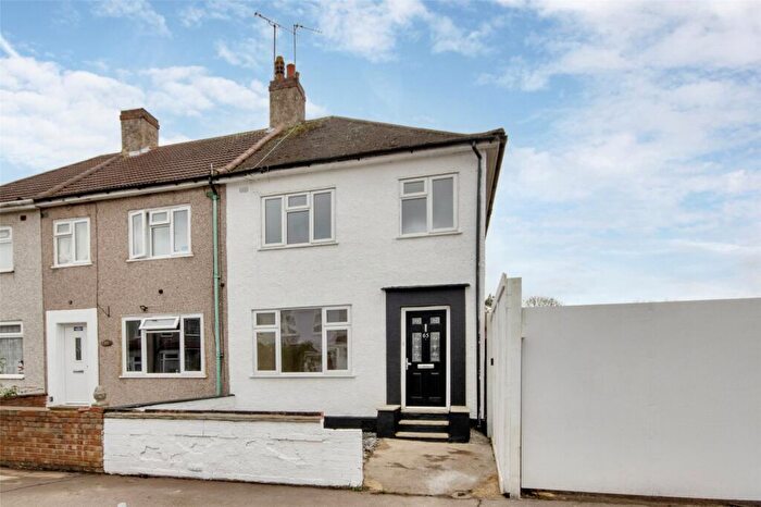 4 Bedroom End Of Terrace House To Rent In Sutherland Road, Belvedere, Kent, DA17