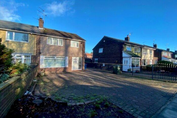 3 Bedroom Property To Rent In Cheswick Drive, Newcastle Upon Tyne, NE3