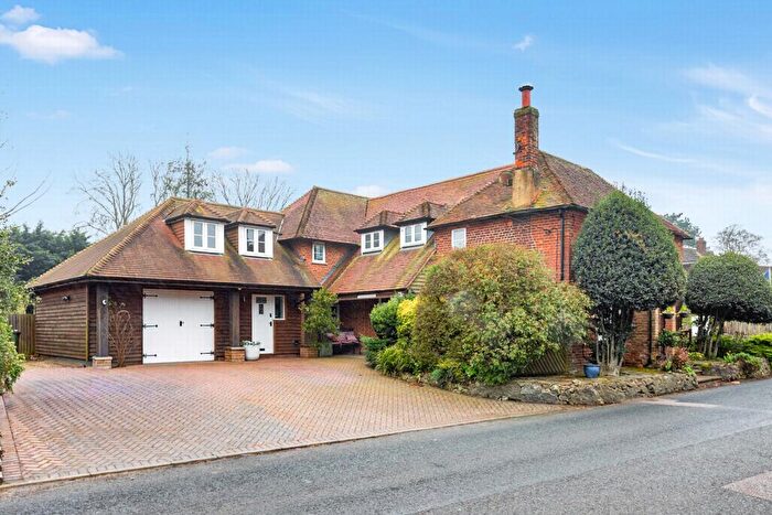 4 Bedroom Detached House For Sale In Stone Street, Lympne, CT21