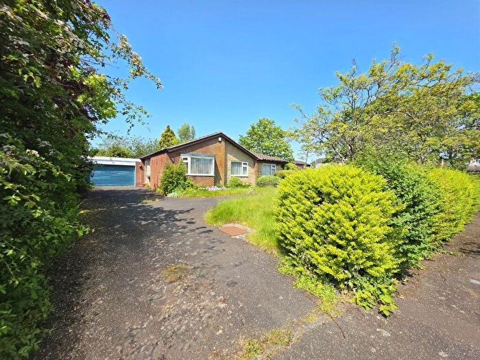 5 Bedroom Bungalow For Sale In Roslin Way, Cramlington, NE23