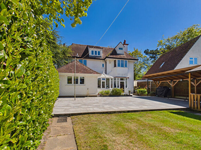 7 Bedroom Detached House For Sale In Kirkley Park Road, Lowestoft, NR33