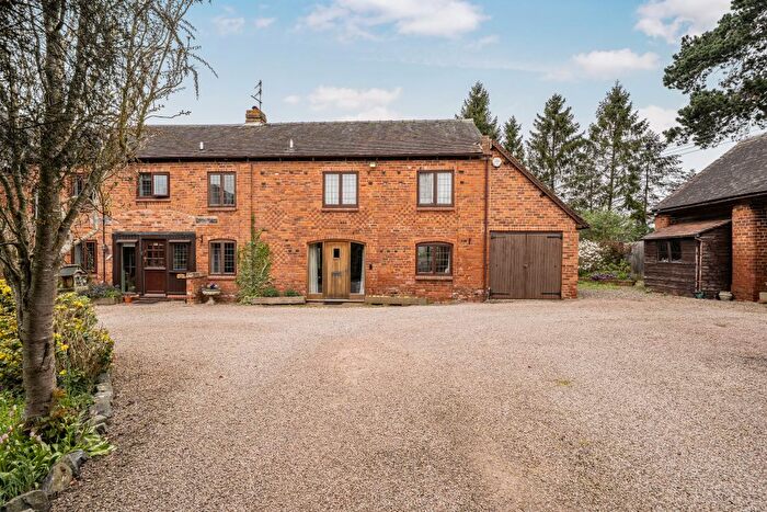 3 Bedroom Barn Conversion For Sale In Threshing House, Kyrewood, WR15