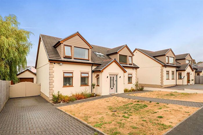4 Bedroom Detached House For Sale In Bryn Road, Loughor, Swansea, SA4