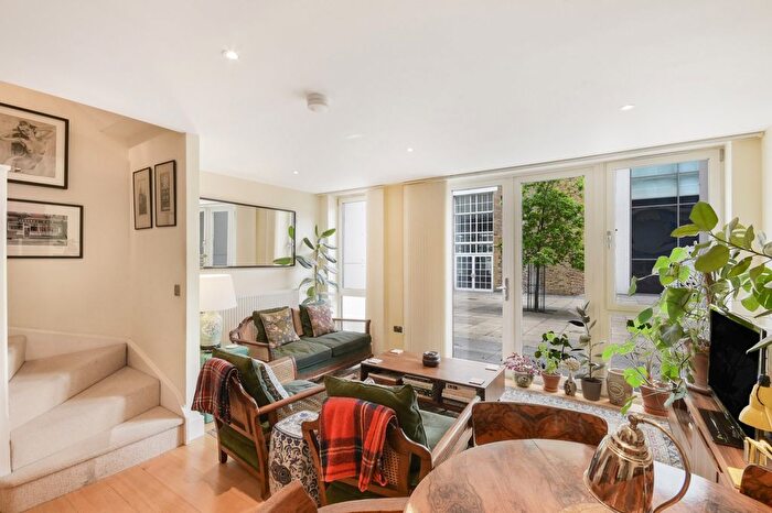 2 Bedroom Flat For Sale In Printers Road, London, SW9
