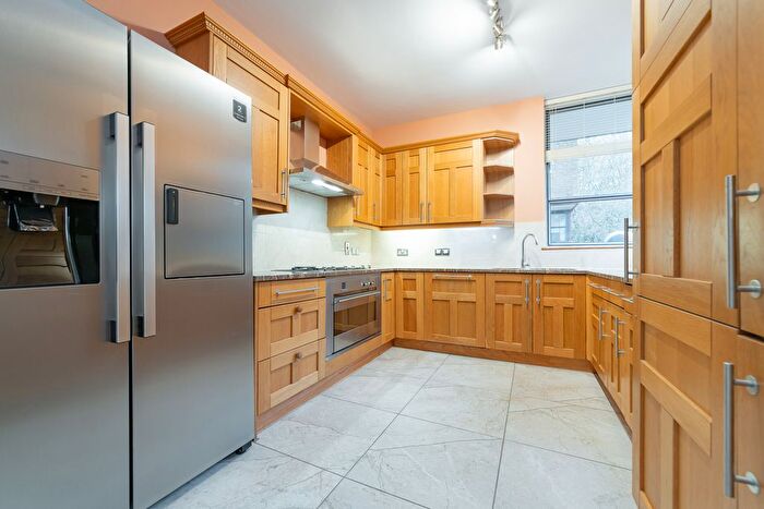 5 Bedroom Detached House To Rent In Birchwood Drive, London, NW3