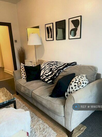 1 Bedroom Flat To Rent In Paisley Road West, Glasgow, G51