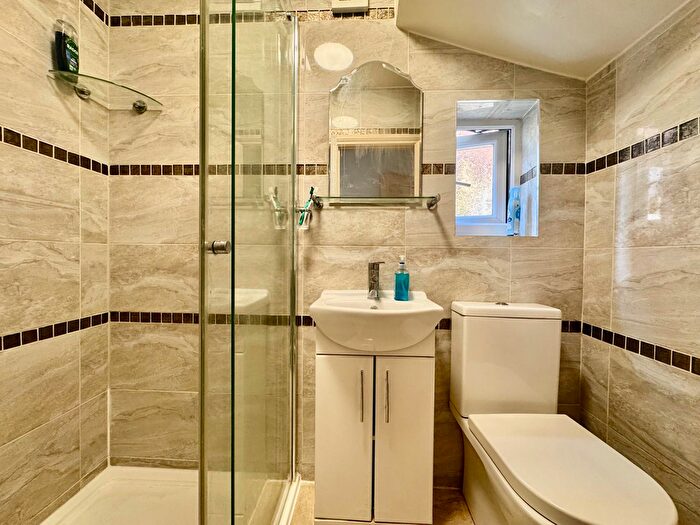 4 Bedroom Semi-Detached House To Rent In Hampden Road, Harrow, HA3