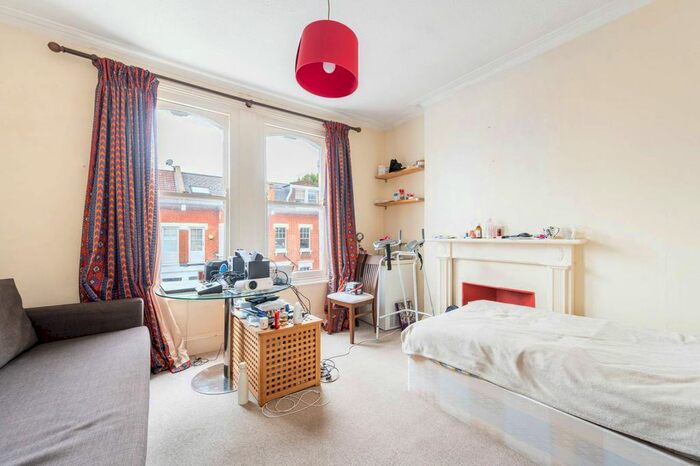 1 Bedroom Flat To Rent In Filmer Road, Munster Village, London, SW6