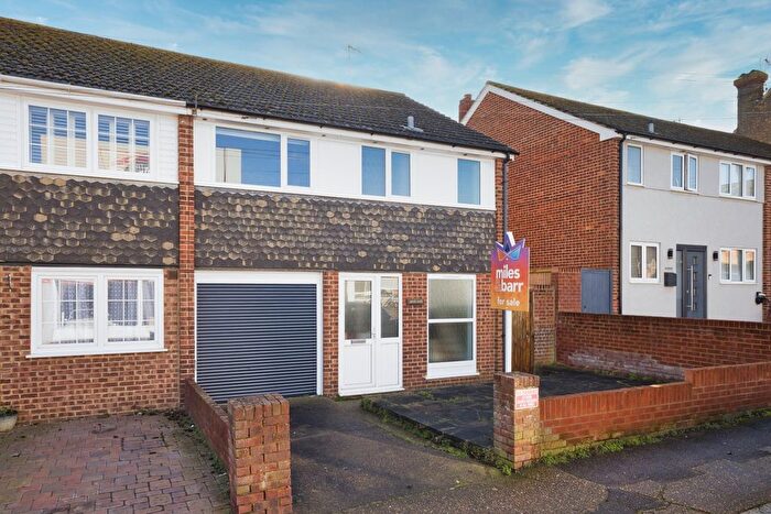 3 Bedroom Semi Detached House For Sale In Cannon Road, Ramsgate, Kent, CT11
